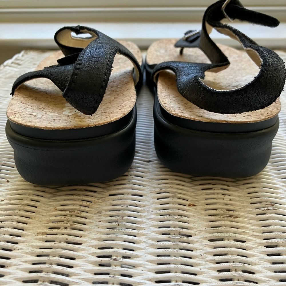 SAS Marina T Strap thong wedge sandal back strap leather granola minimalist 10 M - Picture 7 of 9